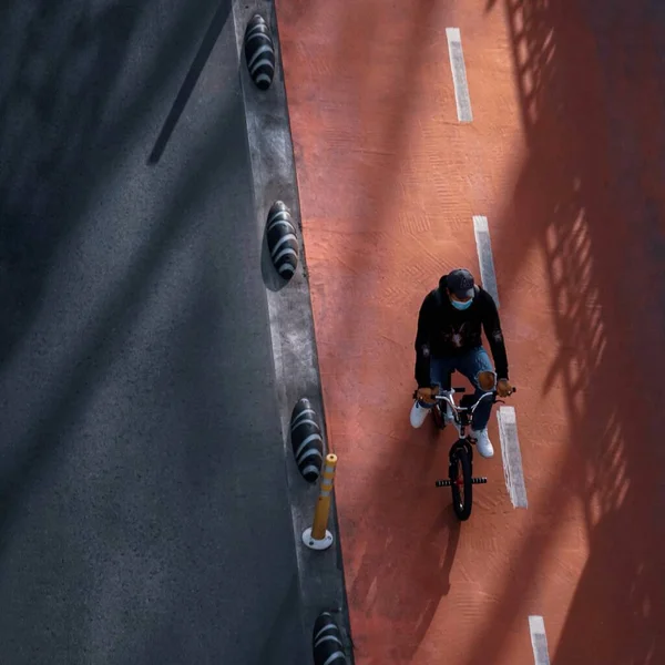 Cyclist Steet Bilbao City Spain Mode Transportation — Stockfoto