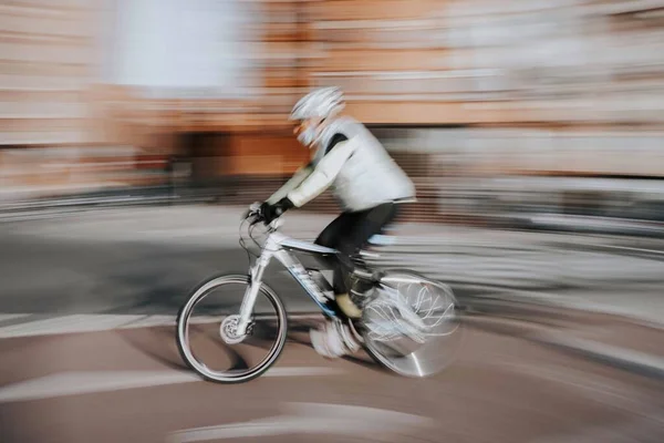 Cyclist Street Bilbao City Spain Mode Transportation — Fotografia de Stock
