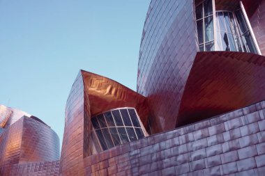 Guggenheim Bilbao Müzesi mimarisi, Bilbao, Bask ülkesi, İspanya, seyahat merkezleri 