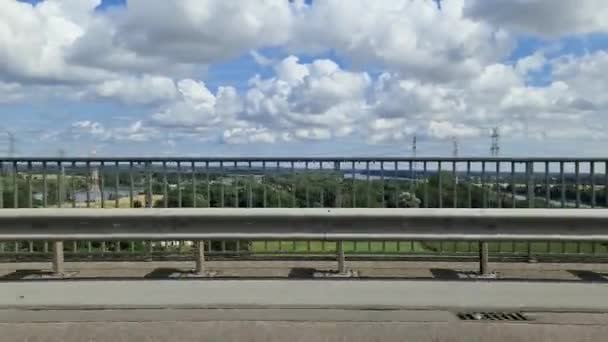 ドイツの高速道路A7号線の北バルチック運河橋からの運転中の車窓からの眺め — ストック動画