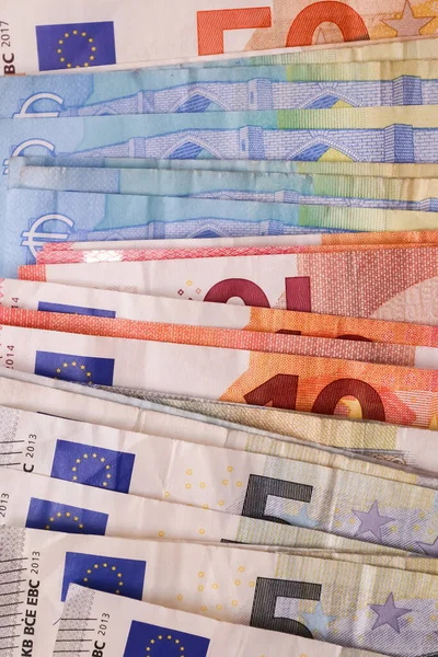 Крупним Планом Численні Банкноти Євро Лежать Один Одного — стокове фото