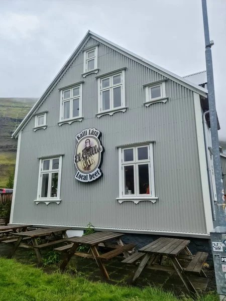 아이슬란드의 세이디 피오르 2022 전형적 벽돌공 건물들이 세이디 피오르 — 스톡 사진