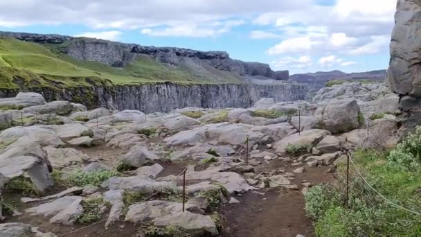 Walking Movement View Very Rocky Path Gullfoss Waterfall Iceland — 비디오