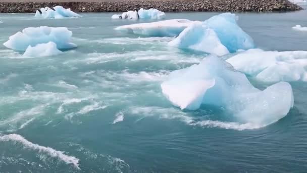 Iceland Jokulsarlon Lagoon Turquoise Icebergs Floating Glacier Lagoon Iceland — Stockvideo