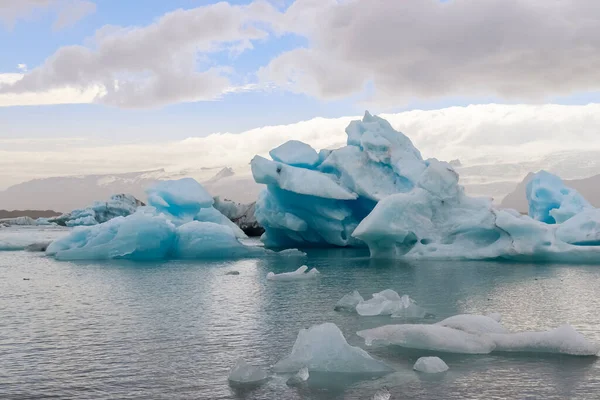 Zlanda Jokulsarlon Gölü Zlanda Daki Buzul Gölünde Yüzen Turkuaz Buzdağları — Stok fotoğraf