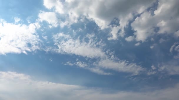 Hyper Lapse Stunning Cirrus Cloud Formations Deep Blue Summer Sky — 图库视频影像