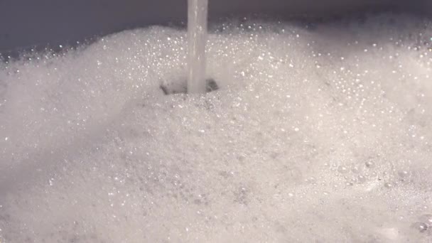 Foam Soap Bubbles Water Sink Water Running Water Tap — Stockvideo
