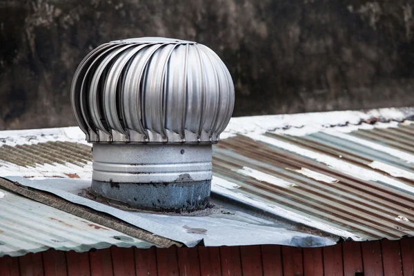 Вентилятор крыши — стоковое фото