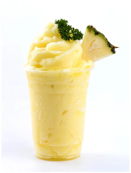 Pineapple smoothies — Stock Photo, Image