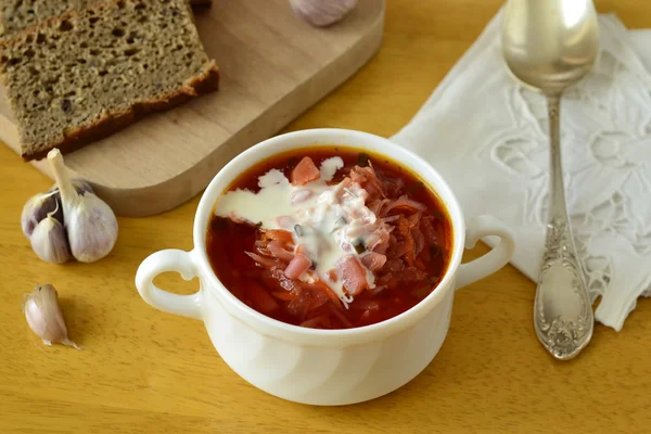 Ukrainian and Russian red borscht, soup — Stock Photo, Image