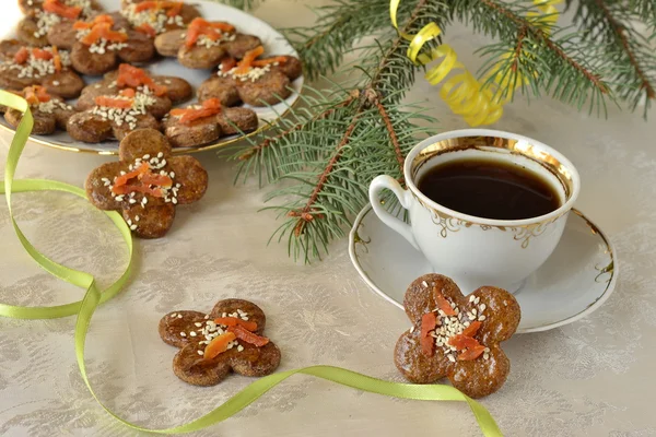 Christmas cookies, decorated with sesame seeds and dried apricots — Stock Photo, Image