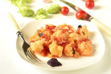 domates soslu karnabahar