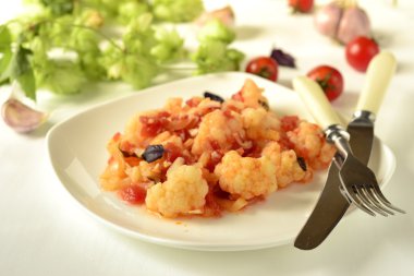 domates soslu karnabahar