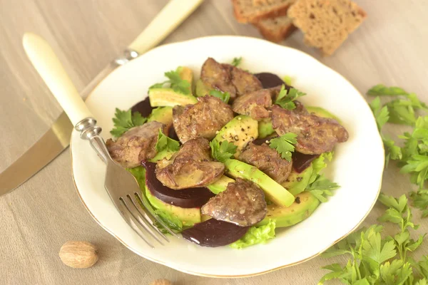 Chicken liver with beetroot and avocado, salad — Stock Photo, Image