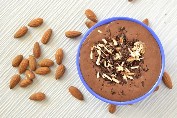 Chocolate mousse with almonds — Stock Photo, Image