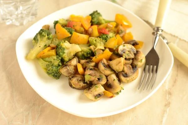 Broccoli with Mushrooms — Stock Photo, Image