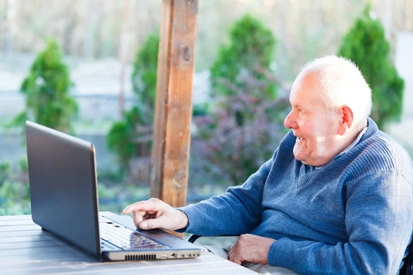 Leren van iets nieuws — Stockfoto