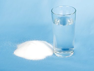 Sodyum bikarbonat ile alkalize günlük
