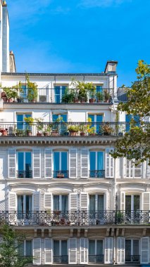 Paris, güzel binalar, Beaumarchais Bulvarı, 11. bölgede.