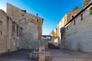 Cluny Manastırı, Burgundy, Fransa 'daki ortaçağ manastırı.