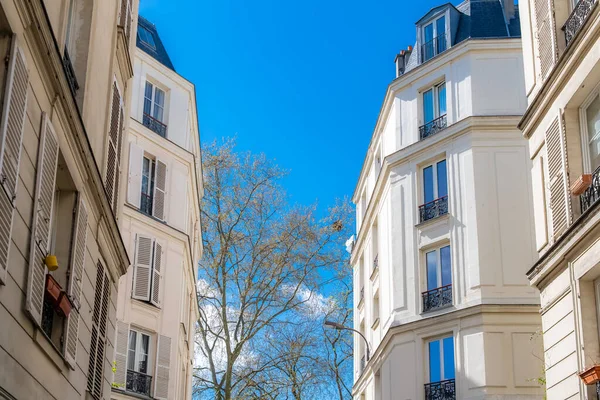 Paris Belos Edifícios Bairro 11E Fachadas Típicas — Fotografia de Stock