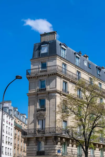 Paris Belos Edifícios Avenida Republique Bairro 11E — Fotografia de Stock
