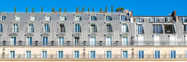 Párizs Panoráma Rue Rivoli Tipikus Épület Párizsi Homlokzat — Stock Fotó