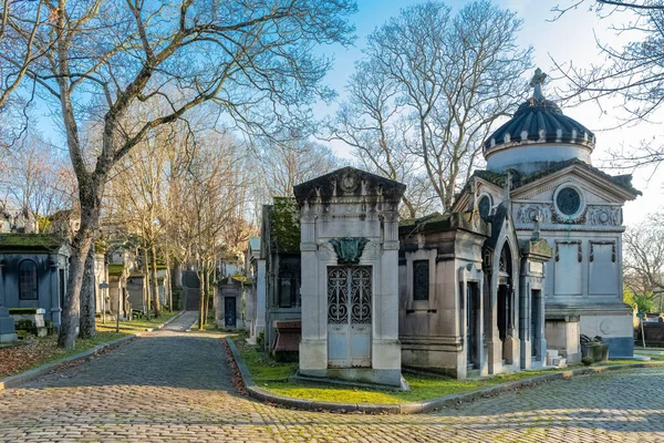 Париж Кладовище Пер Лашез Просіка Могилами Взимку — стокове фото
