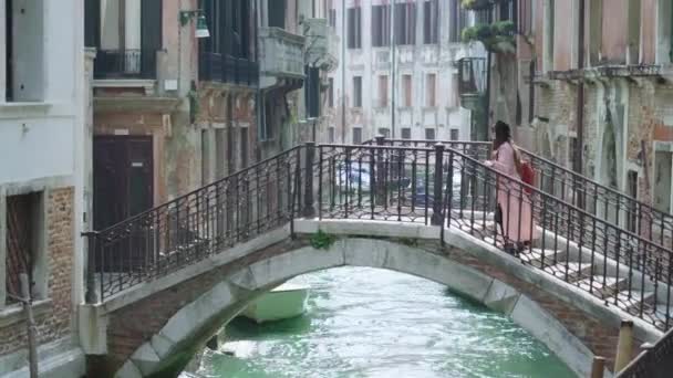 Woman Walks Stairs Stone Bridge Turquoise Water Channel Lady Tourist — Stock Video