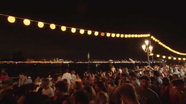 Venice Italy July 2022 People Gather Waterfront Bright Lights Watch — Stockvideo