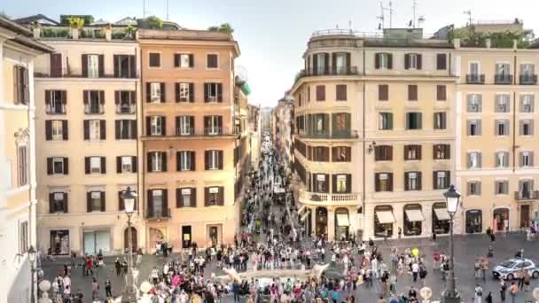 Rome Italy May 2022 People Walk Narrow Streets Vintage Buildings — Vídeo de Stock