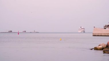 Cruise is coming to the port of Chioggia