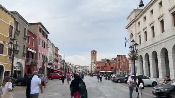 August 2021 People Walk Historic Center Chioggia — Vídeo de Stock