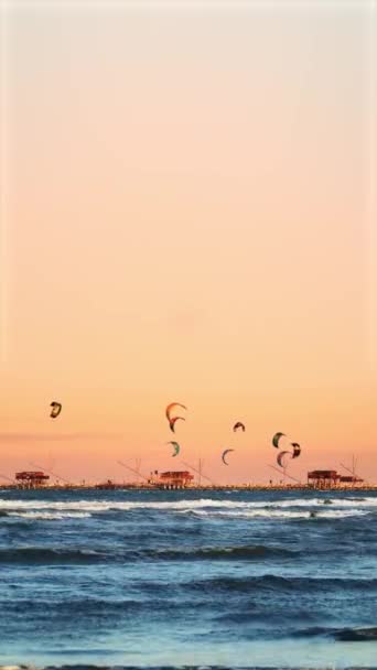 Kitesurfers Sea Waves Sunset — Wideo stockowe