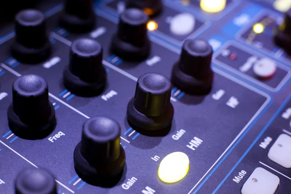 Sound studio adjusting record equipment — Stock Photo, Image
