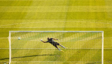 Futbol kaleci dalış kayıt yapma