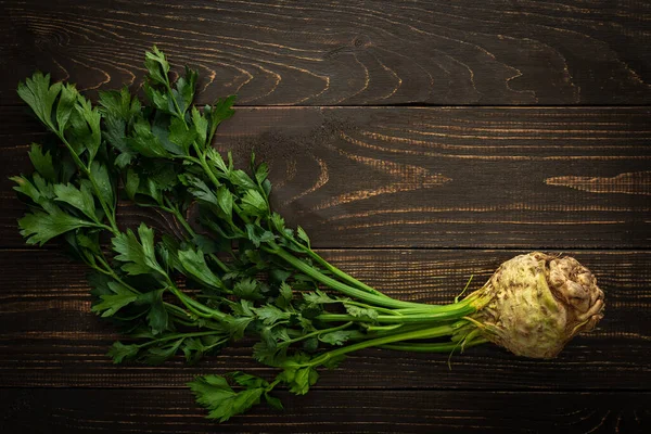 Root vegetables on a wooden background — Stock Photo, Image