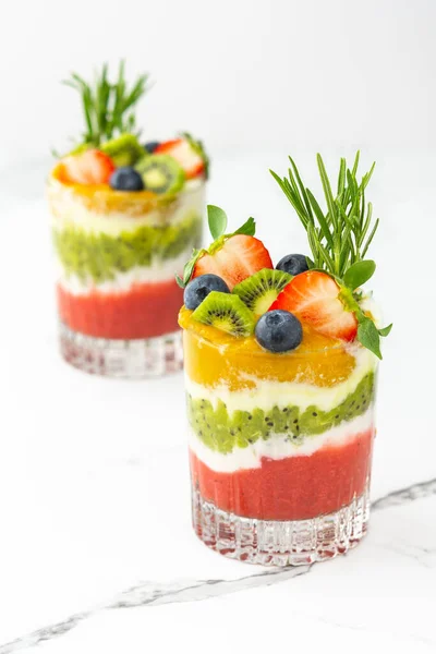 Strawberry Kiwi Mango Smoothies Natural Yogurt Glasses Decorated Fruits Berries — Stock Photo, Image
