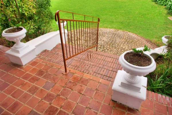 Terraza roja después de la lluvia —  Fotos de Stock