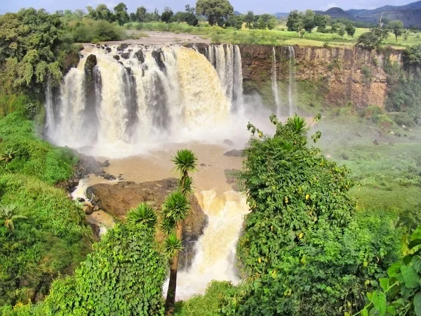 Enorme cascada del río —  Fotos de Stock