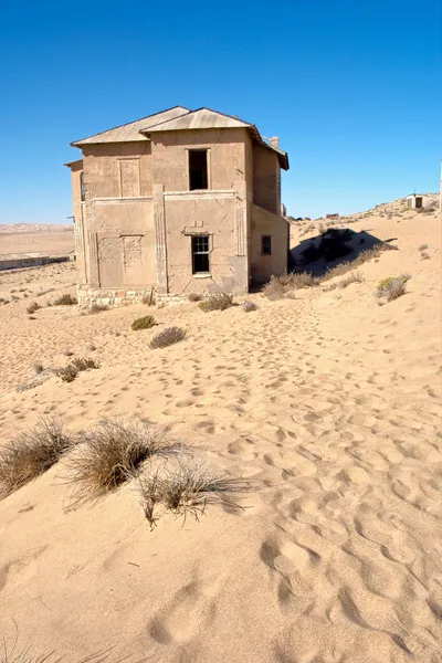 Stary opuszczony Dom na pustyni — Zdjęcie stockowe