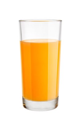 highball bardakta portakal suyu. Beyaz arka plan üzerinde izole