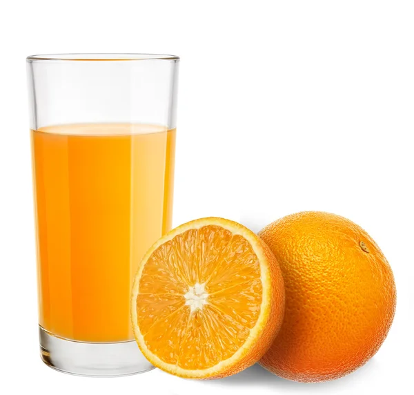 Jus d'orange et tranches d'orange isolées sur blanc — Photo