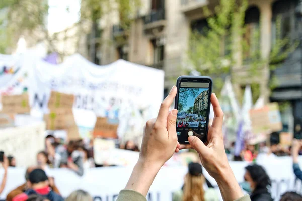 Buenos Aires Argentina Septiembre 2021 Manos Con Teléfono Celular Tomando — Foto de Stock