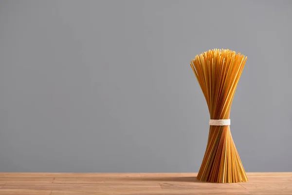 Pasta Colourful Bunch Mixed Vegetable Raw Spaghetti Wooden Table Concepts — Zdjęcie stockowe