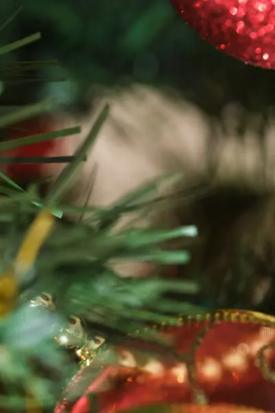 Weihnachten Konzept Hintergrund Abstraktes Makrobild Eines Baumes Mit Ornamenten Und — Stockfoto