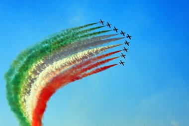 yere hava gösterisi