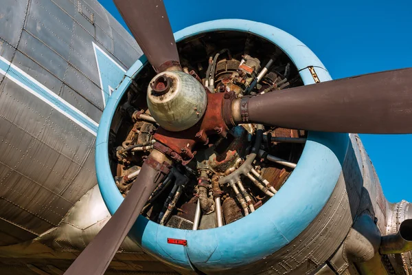 Старый реактивный двигатель — стоковое фото
