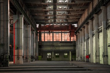 büyük endüstriyel iç