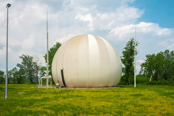 Vatten silo utomhus — Stockfoto